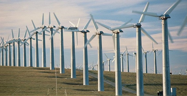 风电运维市场将爆发 风机出质保期高峰期到来